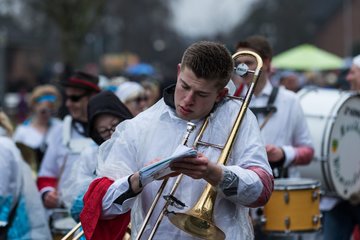 Bild 340 - Latuff 2017
